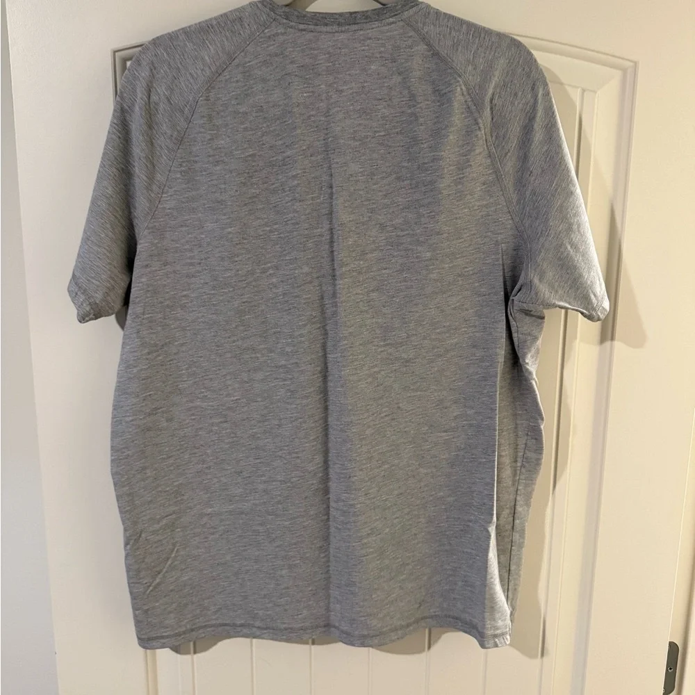Carhartt Gray Men's Henley Shirt Large - Picture 3 of 4